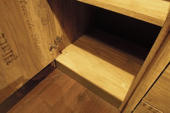 Шкаф для белья «Пилигрим» (Дуб Каньон светлый, Фон серый) в Шушенском - shushenskoe.mebel54.com | фото
