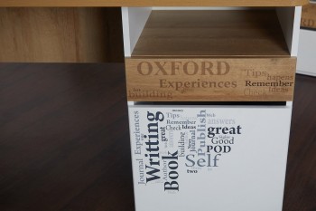 Стол с ящиками «Оксфорд» (Ривьера/Белый с рисунком) в Шушенском - shushenskoe.mebel54.com | фото